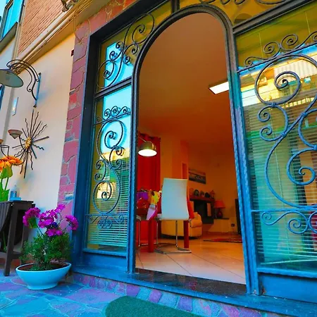 Il Giardino Di Lucy Pouzzoles